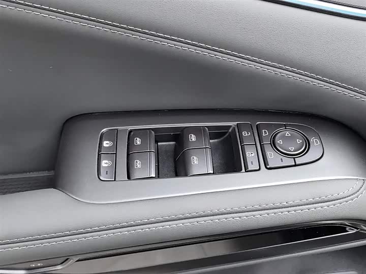 Фото 9 - BYD Song L