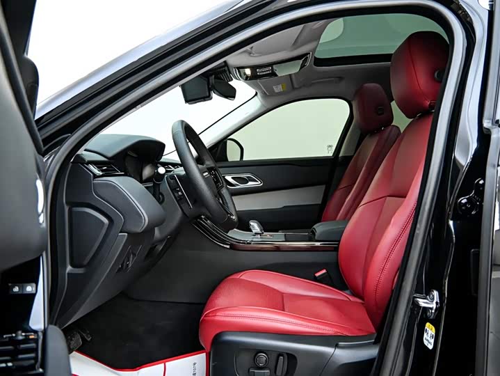 Фото 11 - Land Rover Range Rover Velar