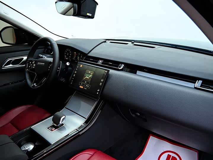 Фото 15 - Land Rover Range Rover Velar