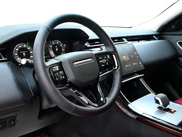 Фото 19 - Land Rover Range Rover Velar