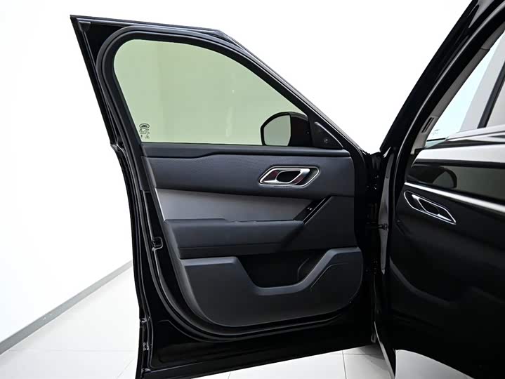 Фото 22 - Land Rover Range Rover Velar