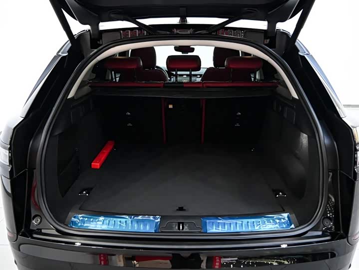 Фото 34 - Land Rover Range Rover Velar