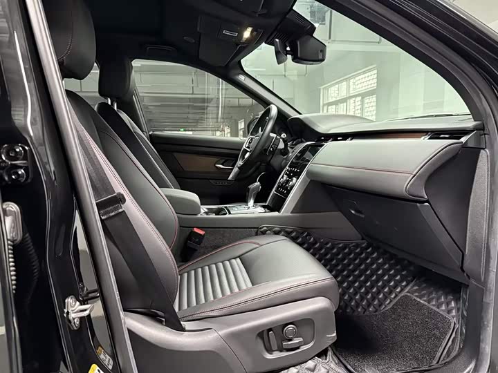 Фото 16 - Land Rover Discovery Sport