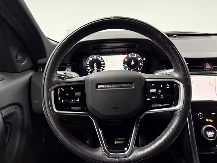 Фото 9 - Land Rover Discovery Sport