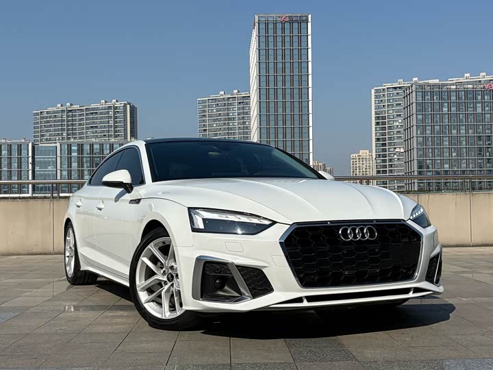 Фото 4 - Audi A5