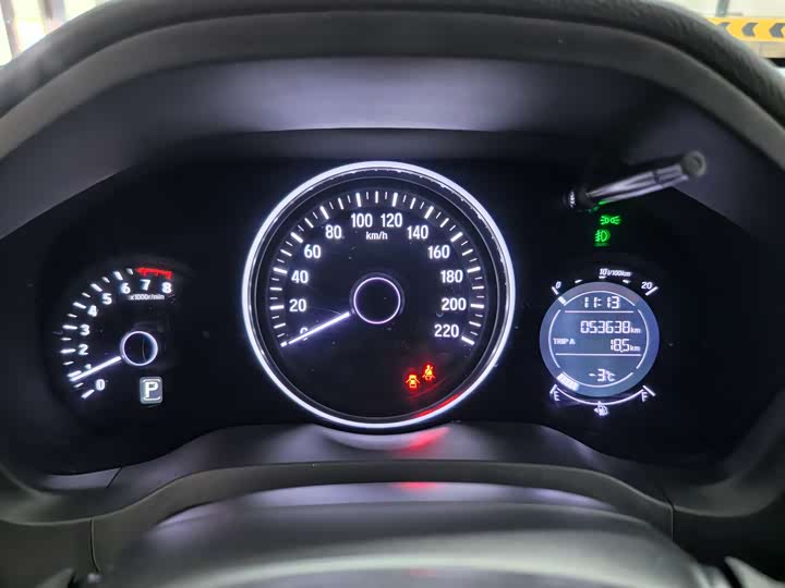 Фото 15 - Honda Vezel