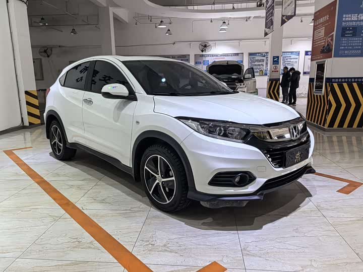 Фото 3 - Honda Vezel