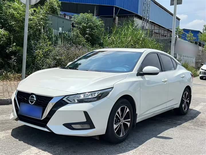 Фото 1 - Nissan Sylphy