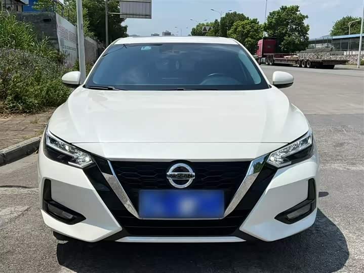 Фото 3 - Nissan Sylphy