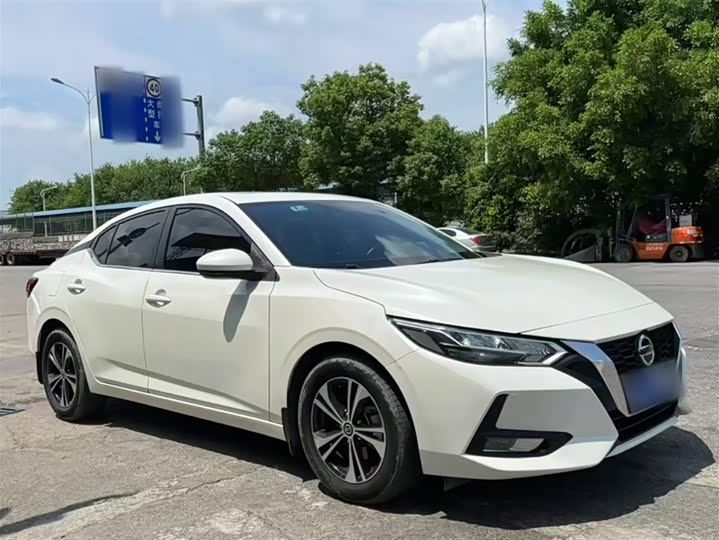 Фото 4 - Nissan Sylphy