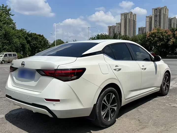 Фото 7 - Nissan Sylphy