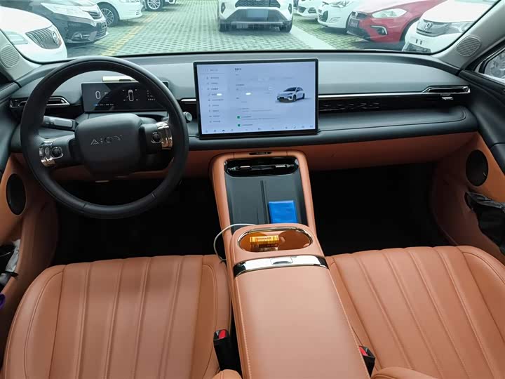 Фото 10 - GAC Aion RT