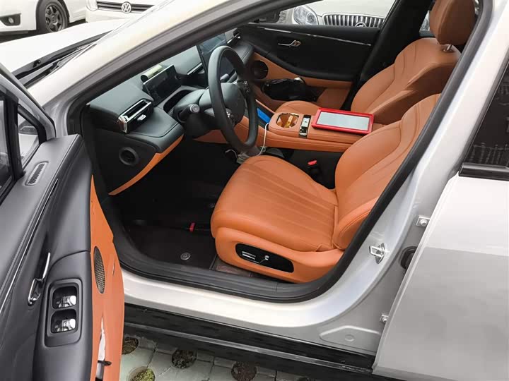 Фото 16 - GAC Aion RT