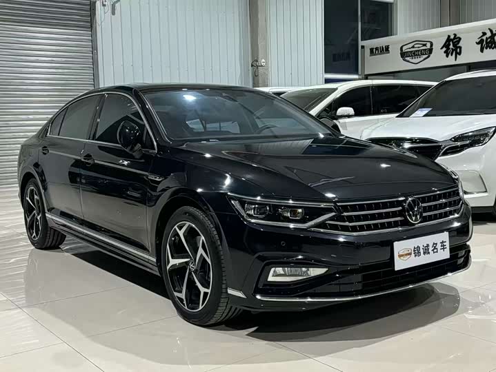 Фото 3 - Volkswagen Magotan