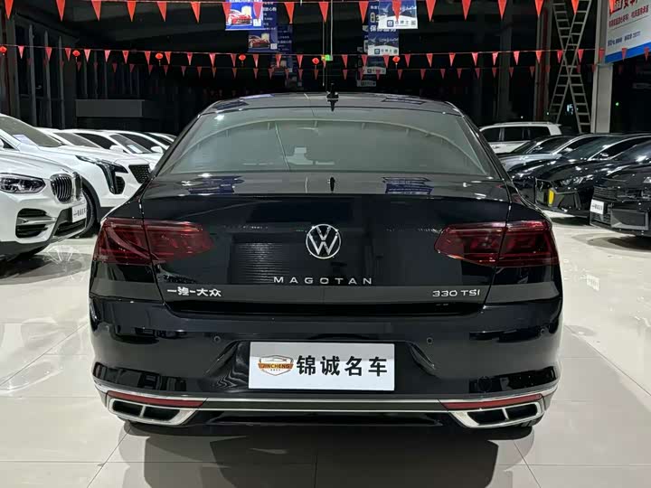 Фото 5 - Volkswagen Magotan