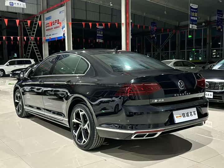 Фото 6 - Volkswagen Magotan