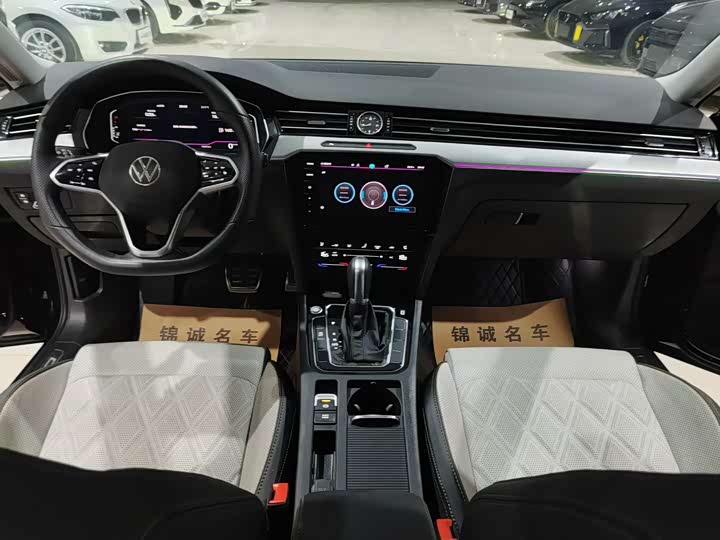 Фото 9 - Volkswagen Magotan