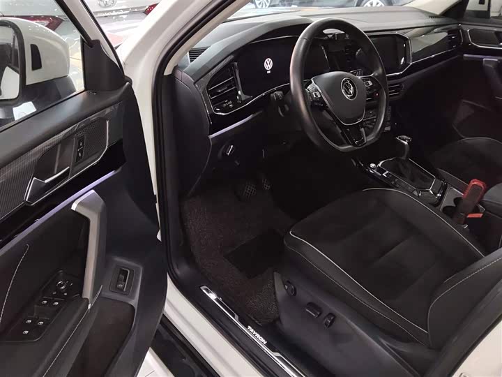 Фото 16 - Volkswagen Tayron