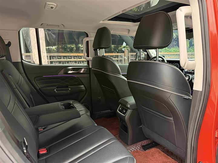 Фото 14 - Tank 300