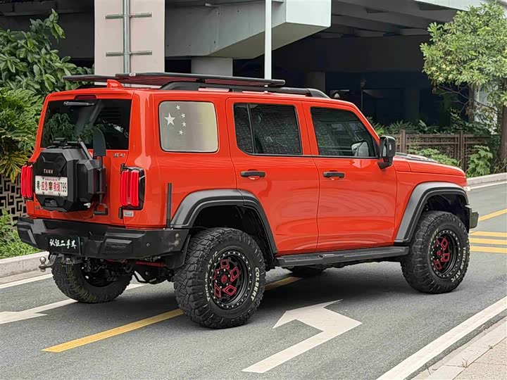 Фото 17 - Tank 300