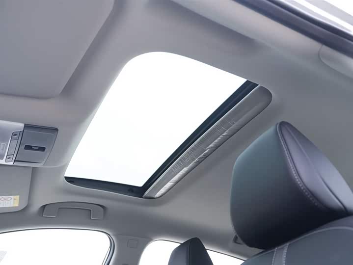 Фото 14 - Nissan Sylphy