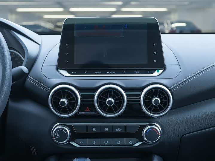 Фото 18 - Nissan Sylphy