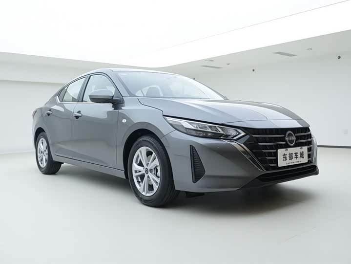 Фото 3 - Nissan Sylphy