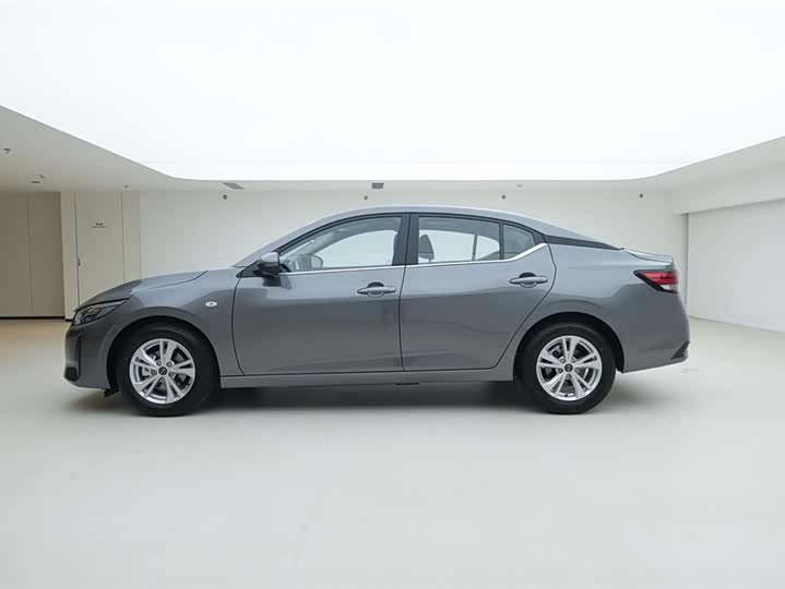 Фото 4 - Nissan Sylphy