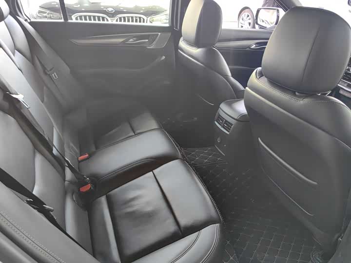 Фото 11 - Cadillac CT5