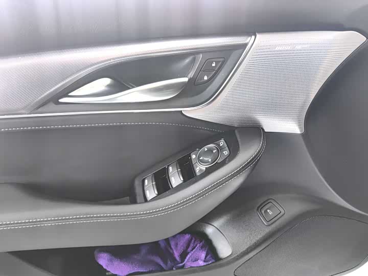 Фото 14 - Cadillac CT5