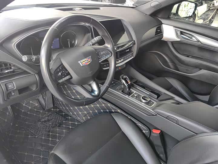 Фото 6 - Cadillac CT5