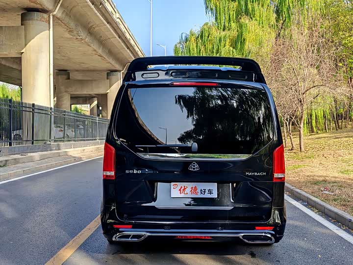 Фото 4 - Mercedes-Benz V-Class