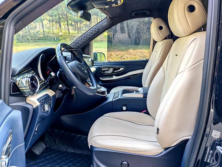 Фото 5 - Mercedes-Benz V-Class