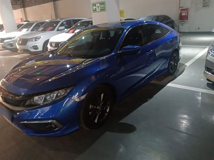Фото 2 - Honda Civic