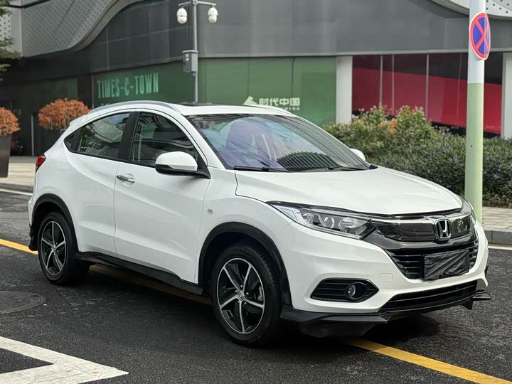 Фото 3 - Honda Vezel