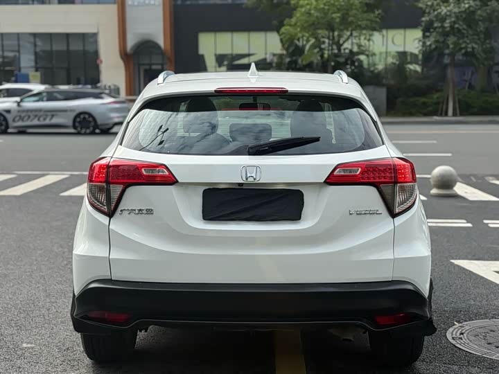 Фото 6 - Honda Vezel