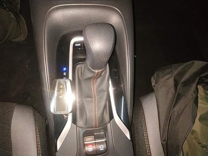 Фото 14 - Toyota Corolla