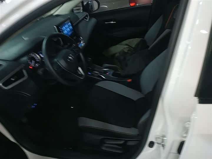 Фото 15 - Toyota Corolla