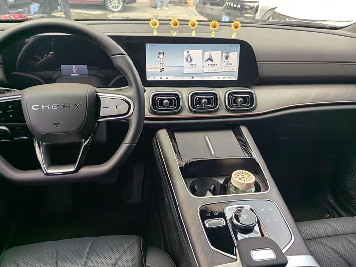 Фото 9 - Chery Tiggo 9