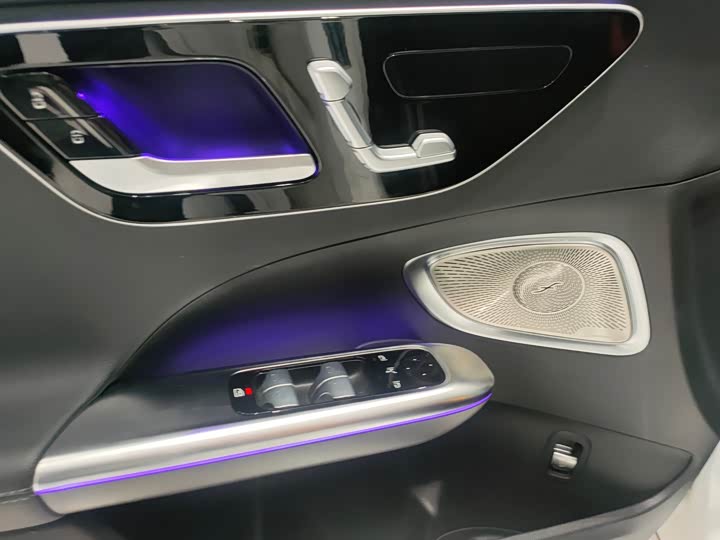 Фото 6 - Mercedes-Benz C-Class