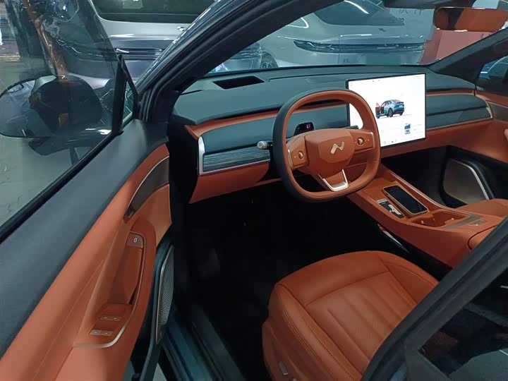 Фото 16 - Nio Onvo L60