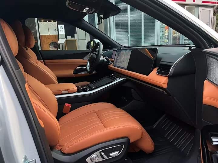 Фото 6 - XPeng G9