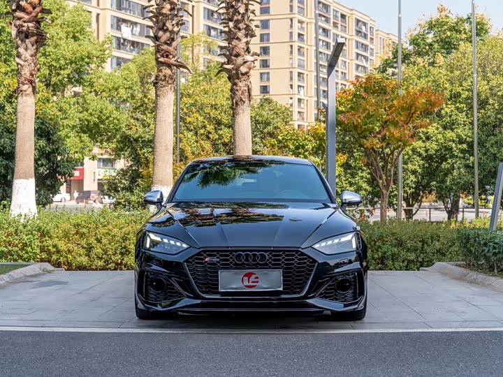 Фото 2 - Audi RS 5