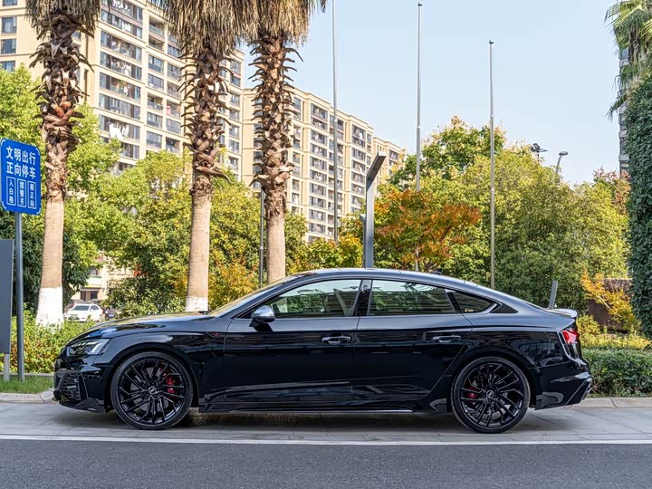 Фото 3 - Audi RS 5
