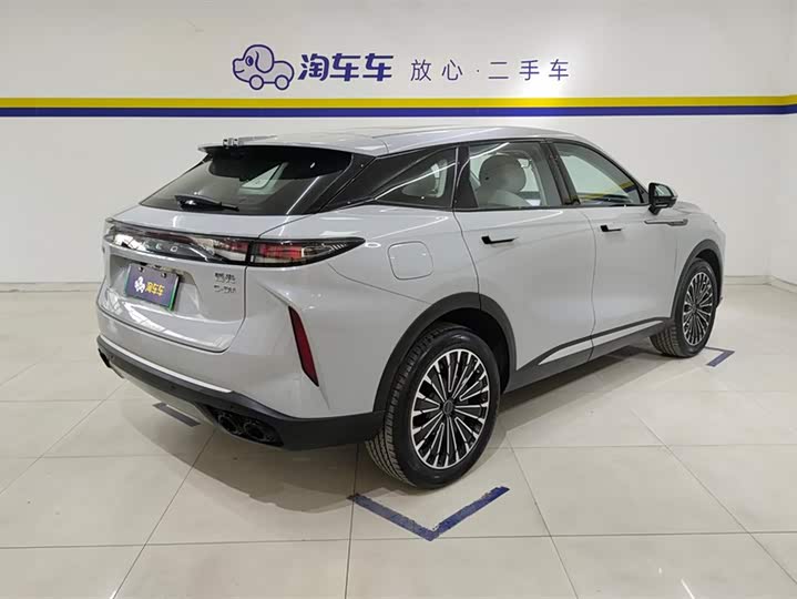 Фото 3 - Exeed RX C-DM Hybrid