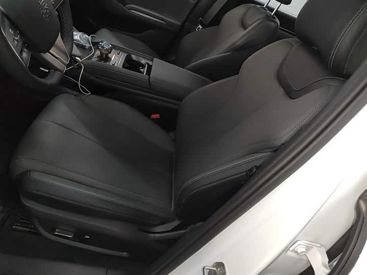 Фото 15 - BYD Qin L