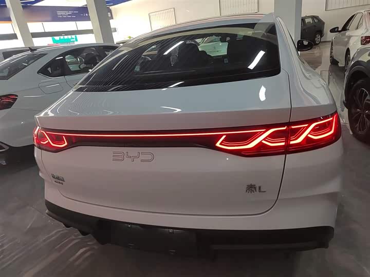 Фото 6 - BYD Qin L