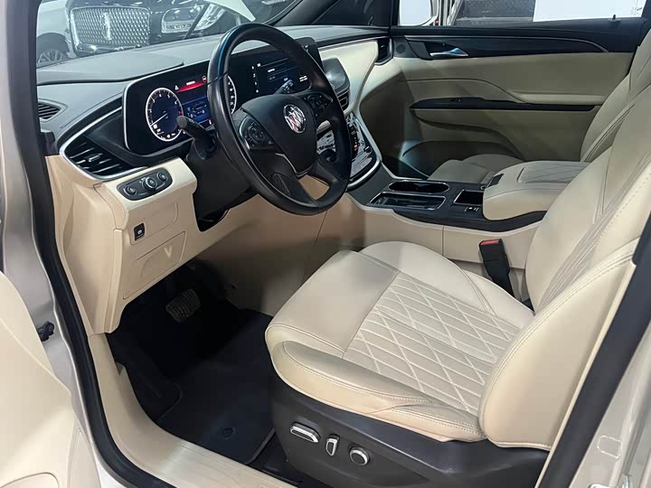 Фото 5 - Buick GL8 ES