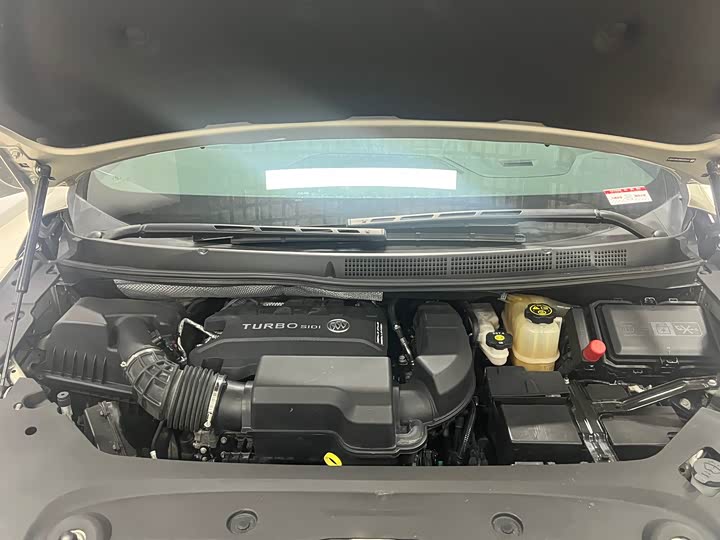 Фото 6 - Buick GL8 ES