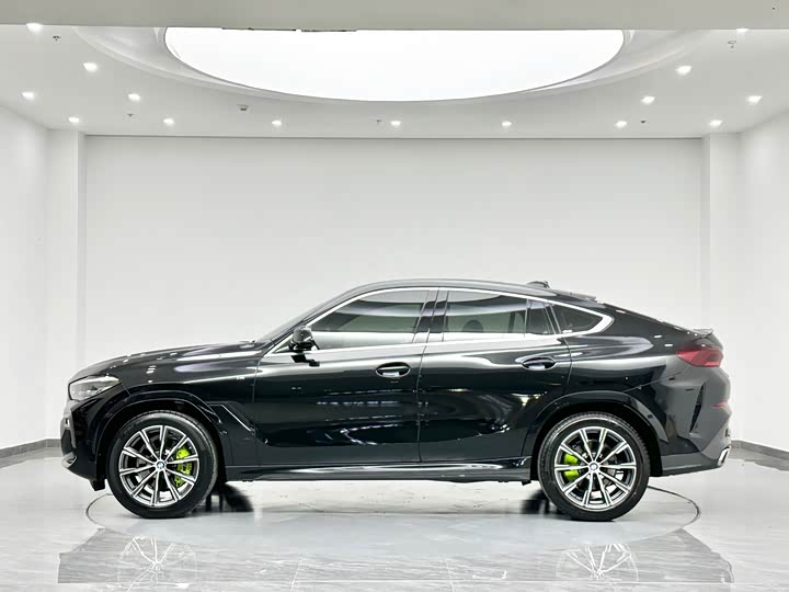 Фото 14 - BMW X6